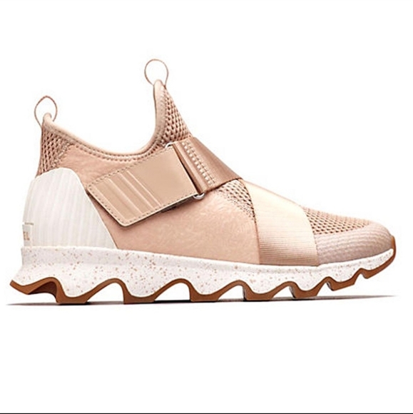 SOREL Kinetic Athletic Shoes - Picture 2 of 9